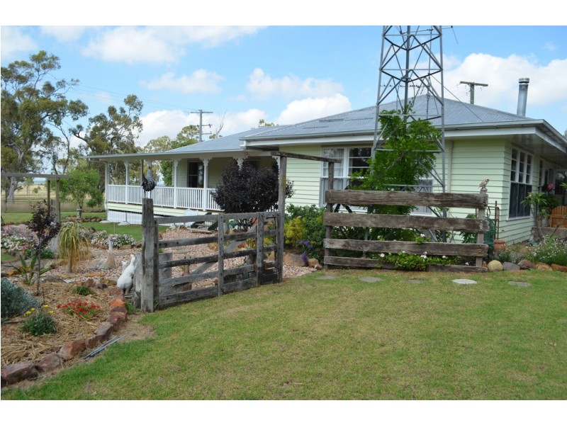 1557 Clifton Pittsworth Road, Pittsworth QLD 4356