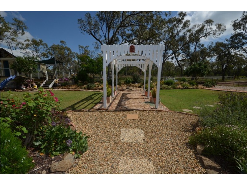 1557 Clifton Pittsworth Road, Pittsworth QLD 4356