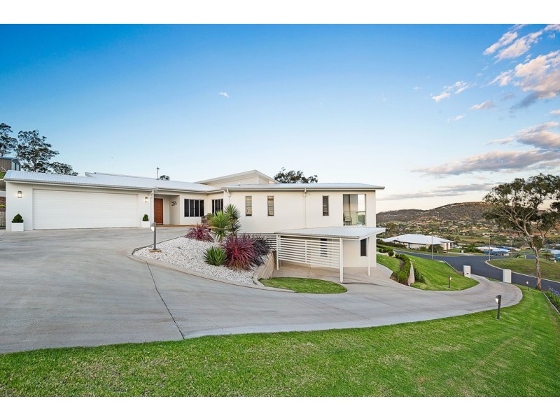 28 Manikato Drive, Hodgson Vale QLD 4352