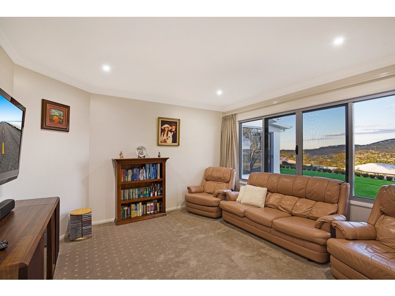 28 Manikato Drive, Hodgson Vale QLD 4352