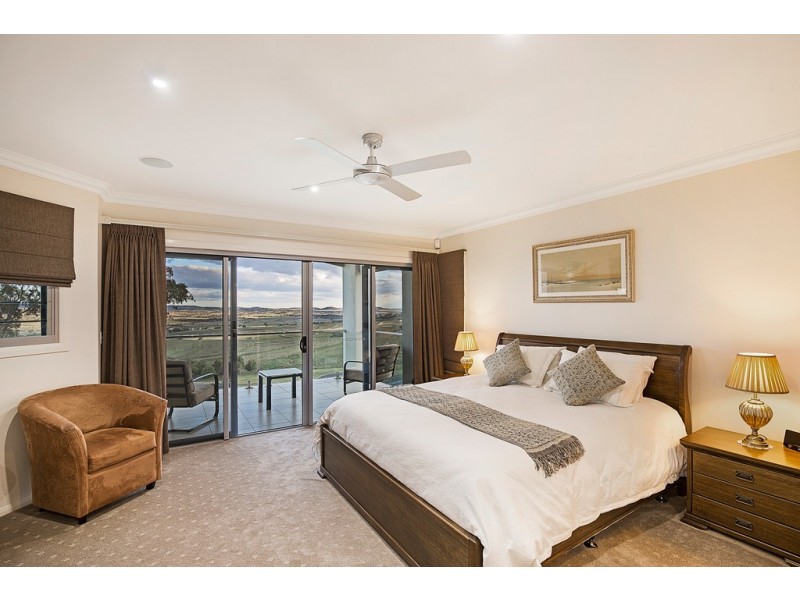 28 Manikato Drive, Hodgson Vale QLD 4352