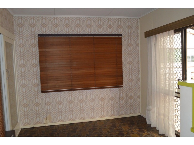 24 Fromalls Street, Harristown QLD 4350