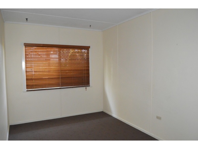 24 Fromalls Street, Harristown QLD 4350