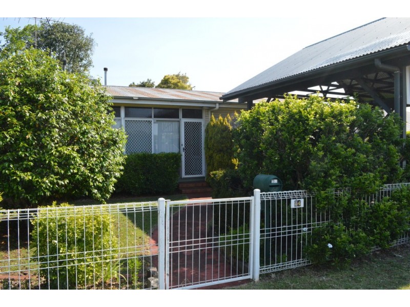 24 Fromalls Street, Harristown QLD 4350