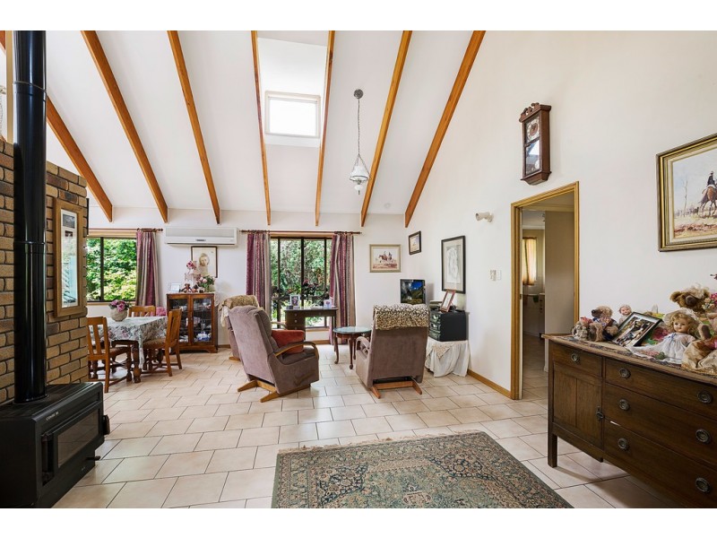 16 Merrol Street, Highfields QLD 4352
