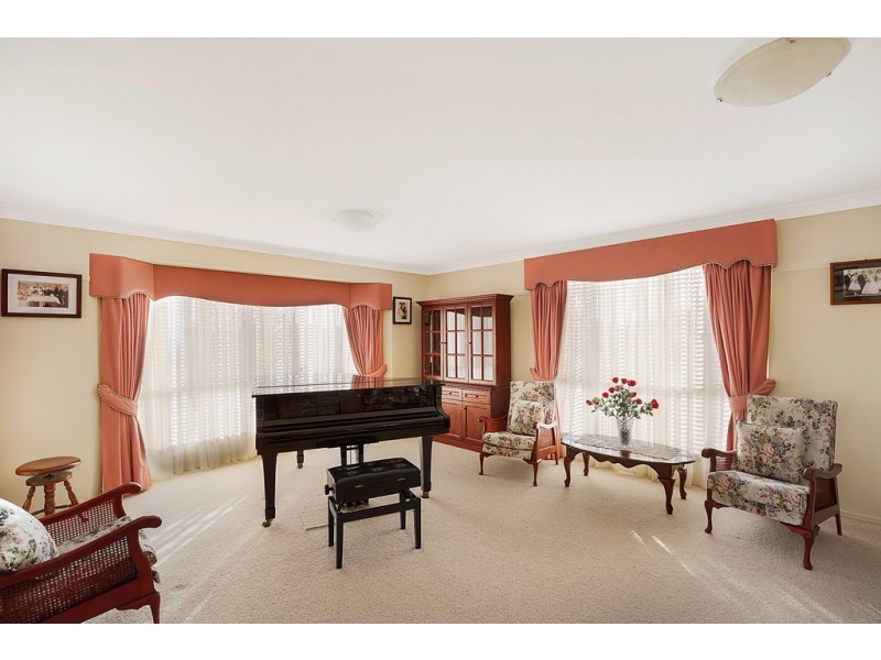 38 Stark Drive, Vale View QLD 4352