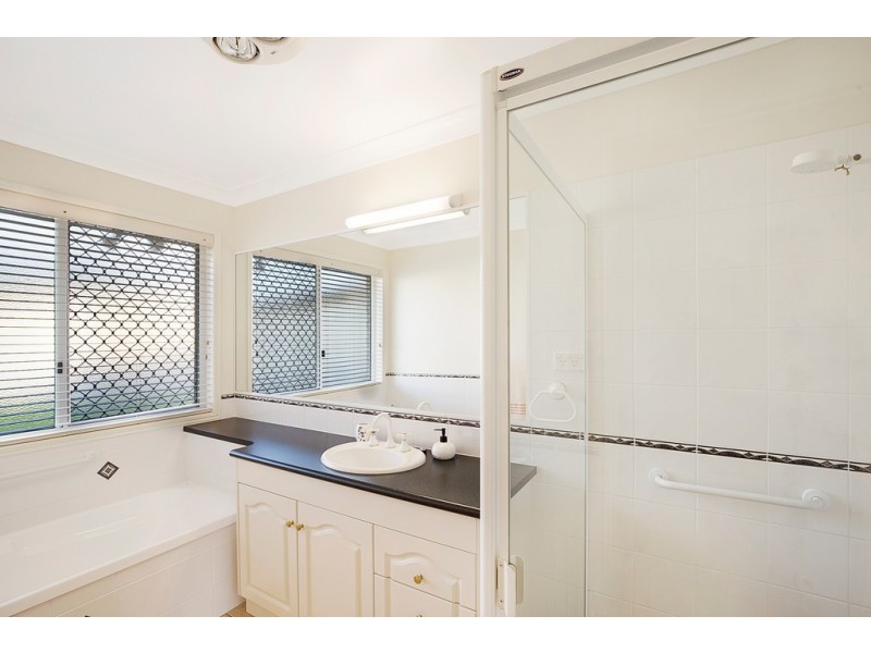 38 Stark Drive, Vale View QLD 4352