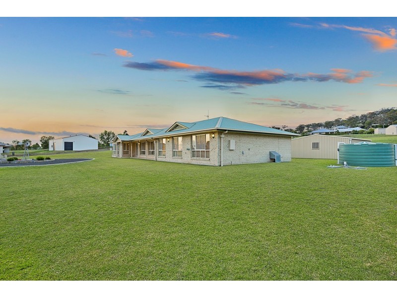 38 Stark Drive, Vale View QLD 4352
