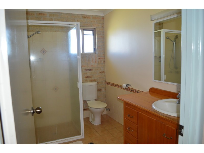 16 Short Street, Cambooya QLD 4358
