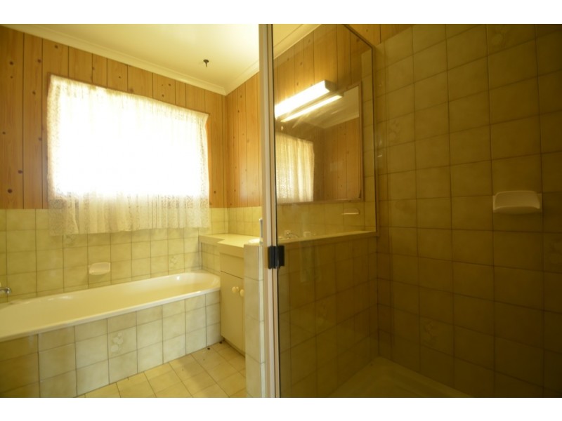 69 Berry Road, Vale View QLD 4352