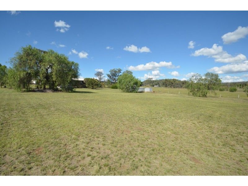 69 Berry Road, Vale View QLD 4352