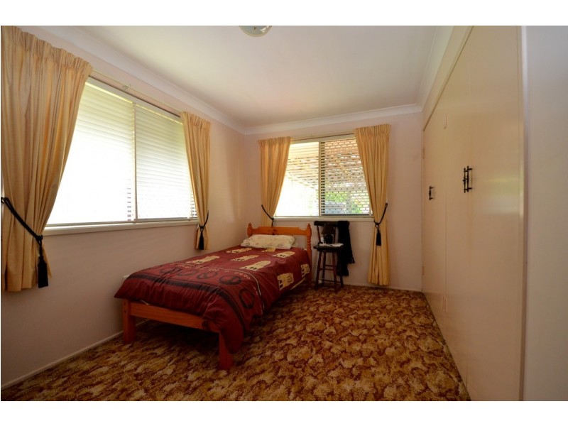 14 Beryl Street, Wilsonton QLD 4350