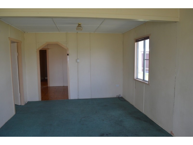 7 Nungil Street, Jondaryan QLD 4403