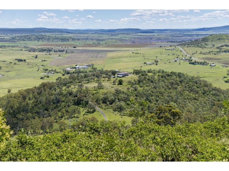 129 Carroll Road, Hodgson Vale QLD 4352