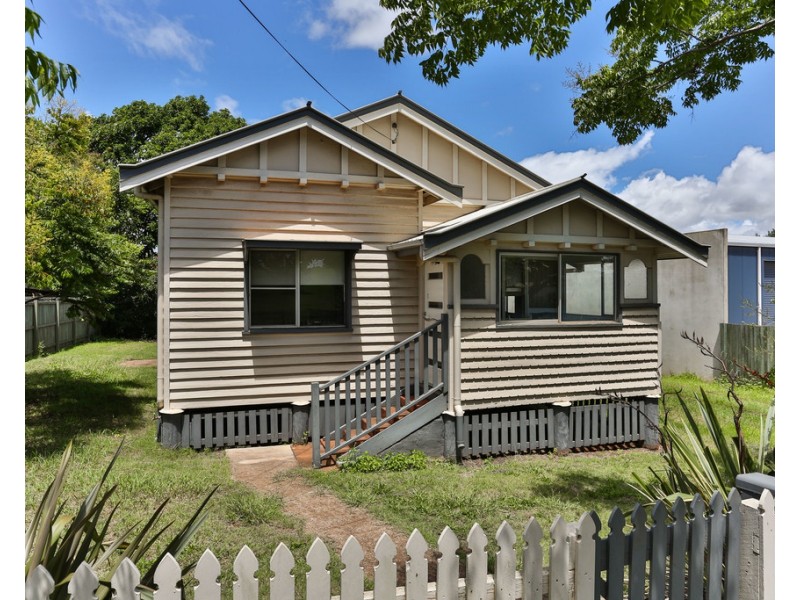 20 Jones Street, Harlaxton QLD 4350