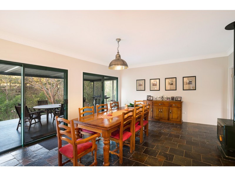 33 Box Tree Court, Mount Rascal QLD 4350