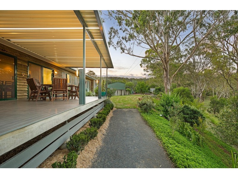 33 Box Tree Court, Mount Rascal QLD 4350
