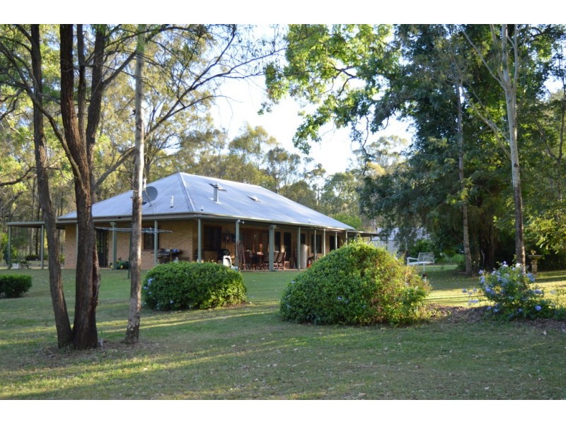 11 Gosper Road, Murphys Creek QLD 4352