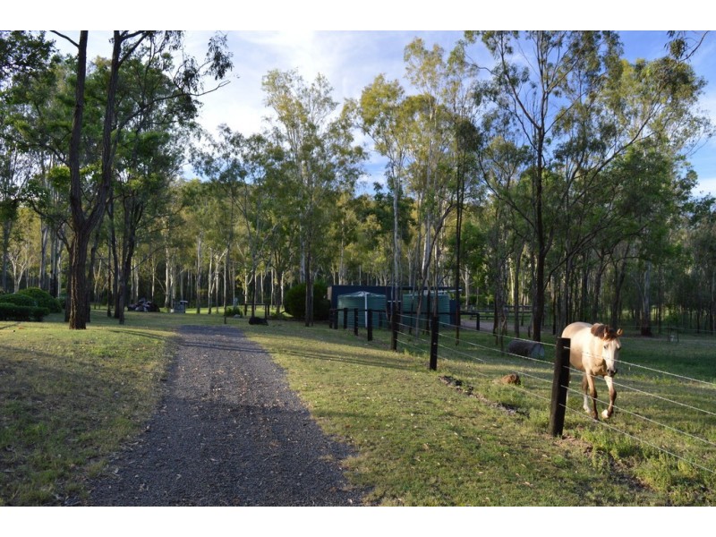 11 Gosper Road, Murphys Creek QLD 4352