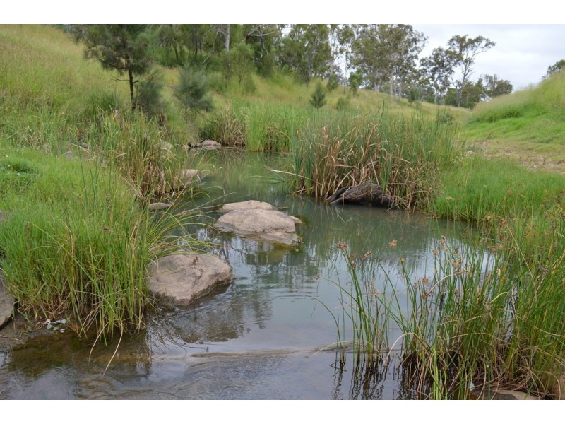 2212 Pierce Creek Road, Emu Creek QLD 4355