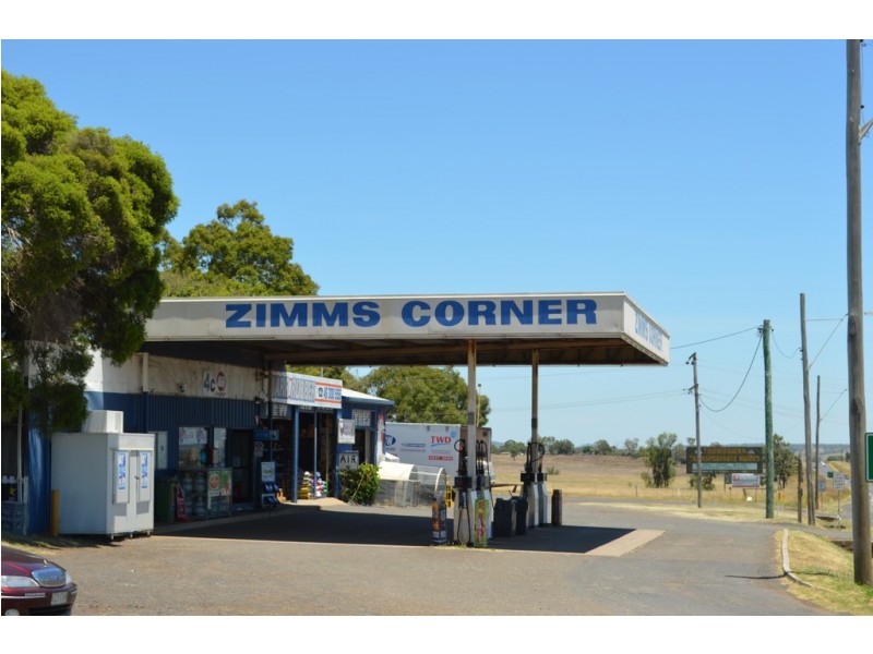 11301 Warrego Highway, Kingsthorpe QLD 4400