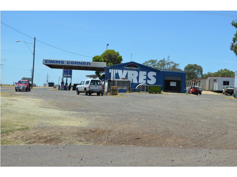 11301 Warrego Highway, Kingsthorpe QLD 4400