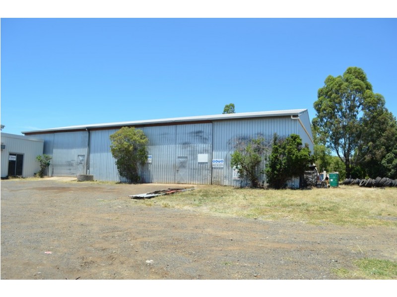 11301 Warrego Highway, Kingsthorpe QLD 4400