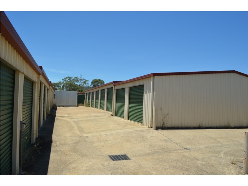 11301 Warrego Highway, Kingsthorpe QLD 4400
