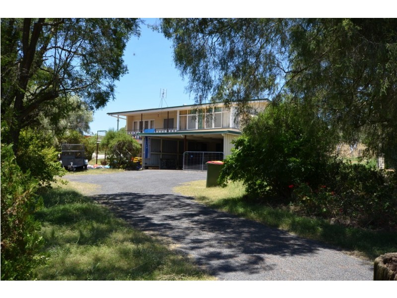 11301 Warrego Highway, Kingsthorpe QLD 4400