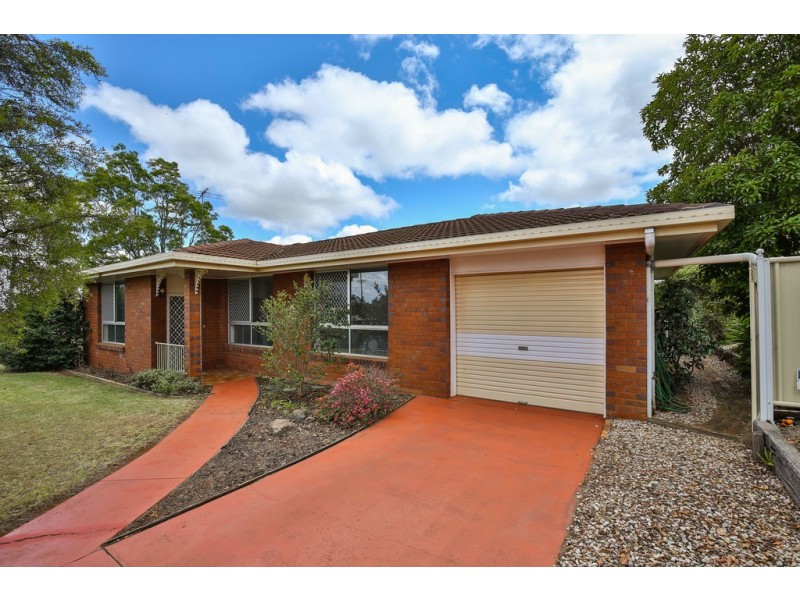 15 Yandilla Street, Newtown QLD 4350