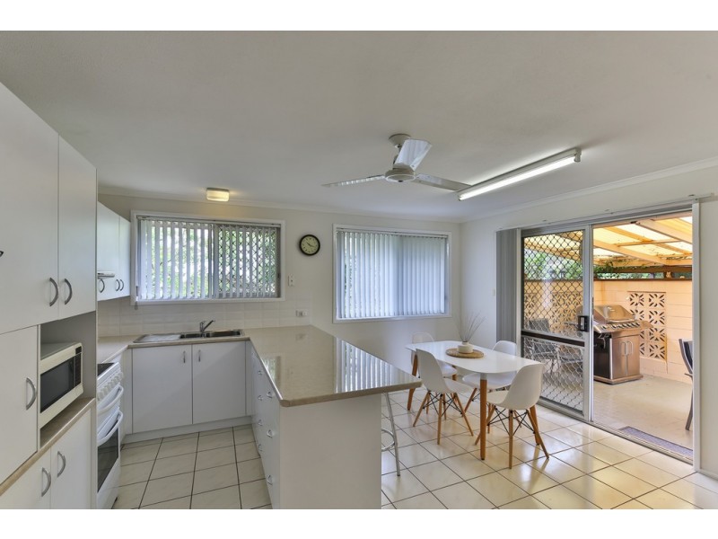 15 Yandilla Street, Newtown QLD 4350