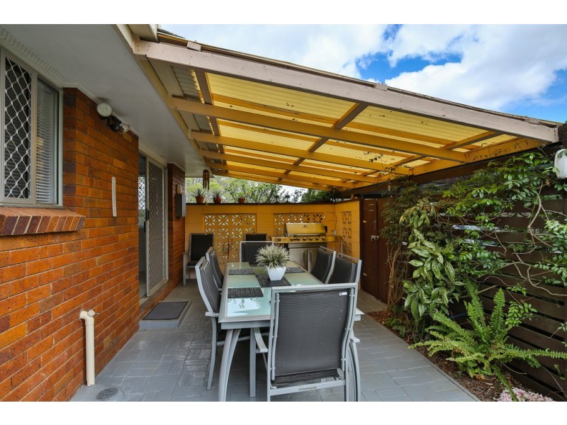 15 Yandilla Street, Newtown QLD 4350