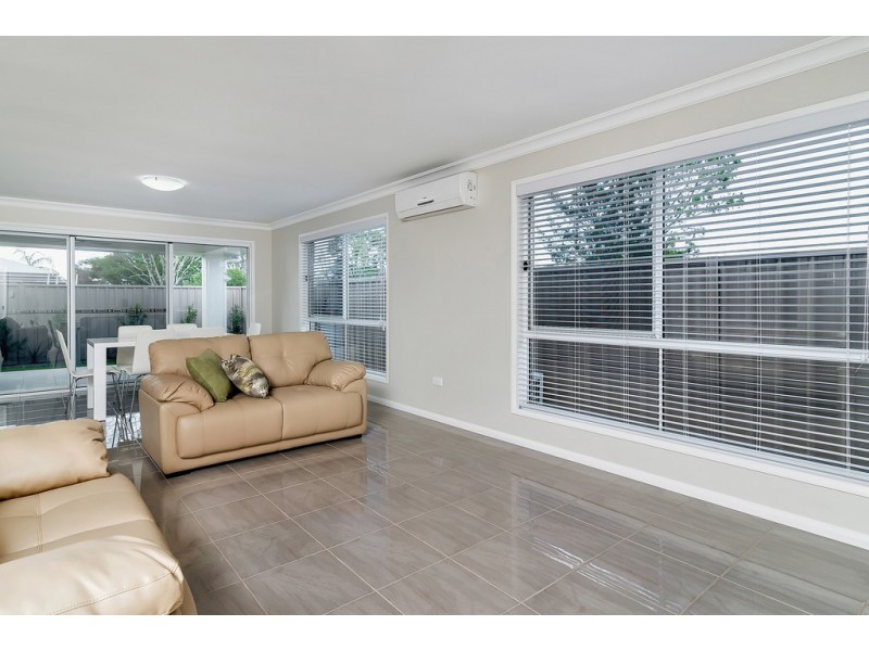 2/5 Third Avenue, Harristown QLD 4350