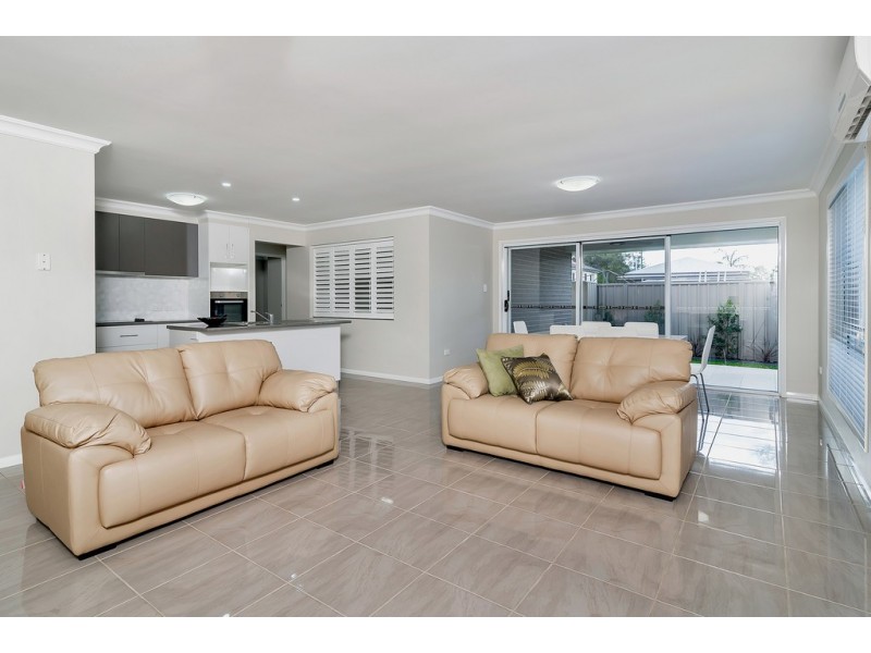 2/5 Third Avenue, Harristown QLD 4350