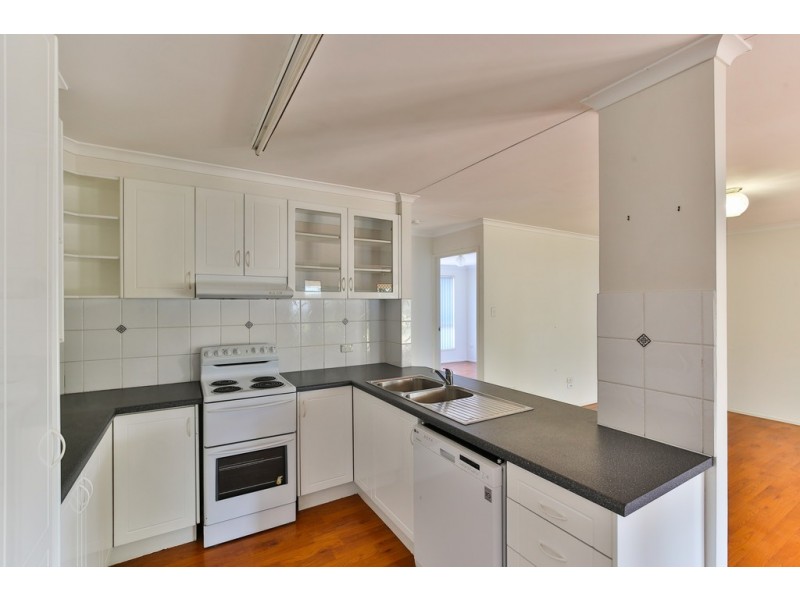 593 Greenwattle Street, Glenvale QLD 4350