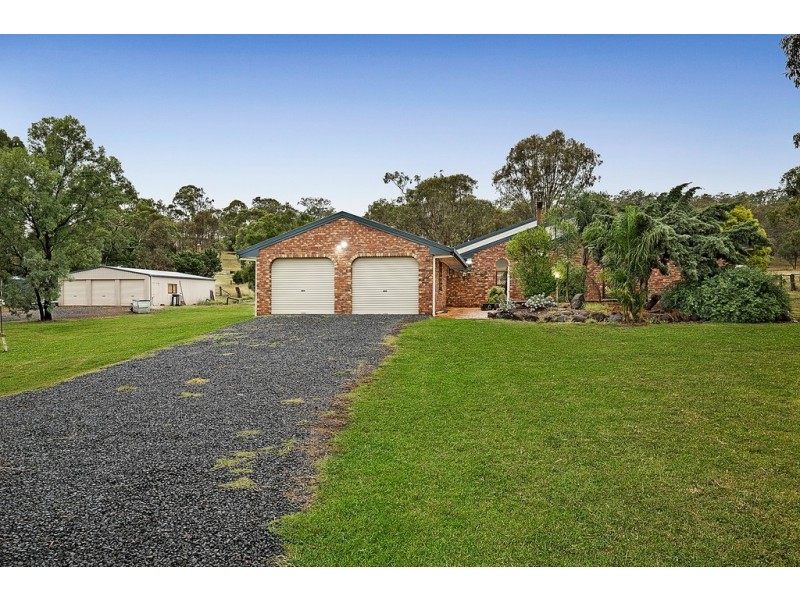 10 Hendy Street, Cranley QLD 4350