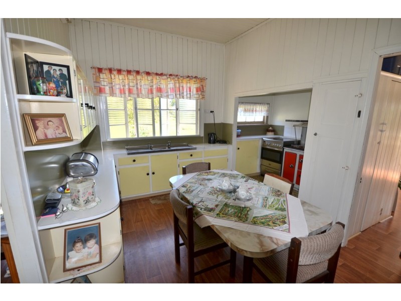 91 Brooklands Pimpinbudgee Road, Maidenwell QLD 4615