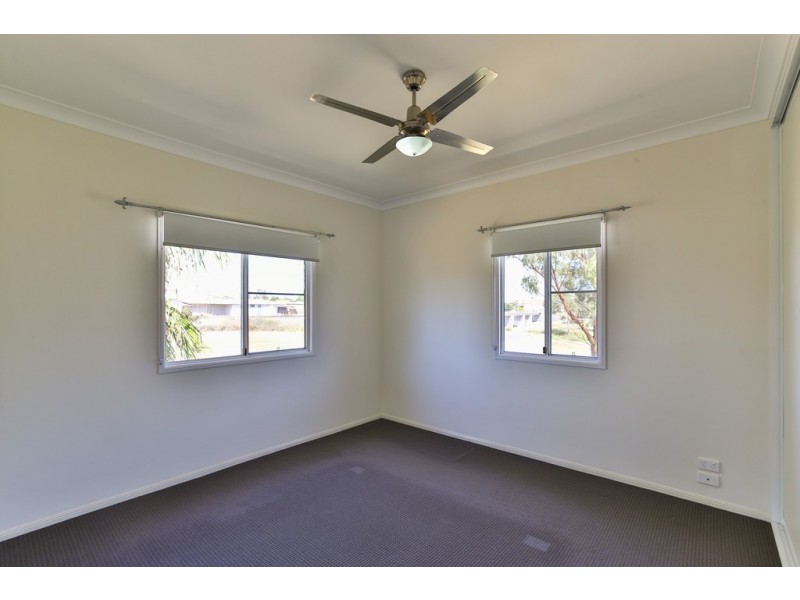 158 Kent Street, Oakey QLD 4401