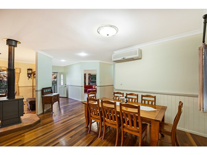 81 Smiths Creek Road, Vale View QLD 4352