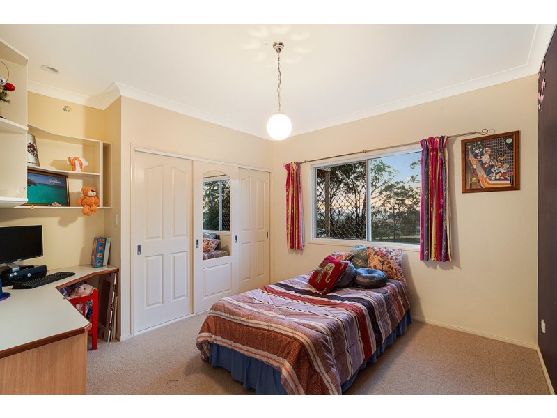 81 Smiths Creek Road, Vale View QLD 4352