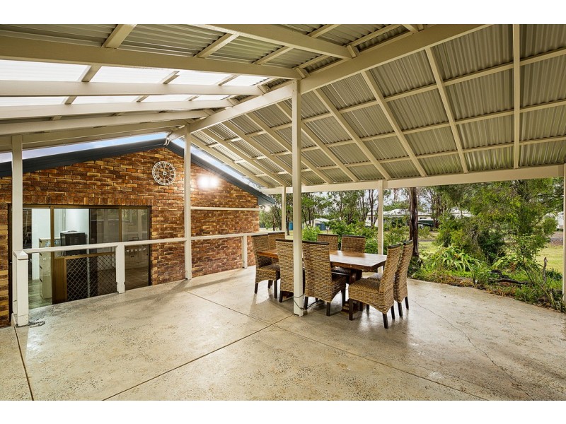 10 Hendy Street, Cranley QLD 4350