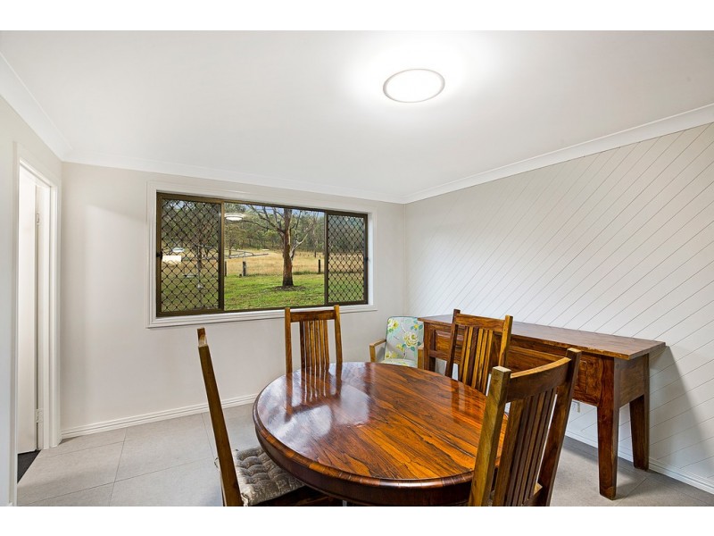 10 Hendy Street, Cranley QLD 4350