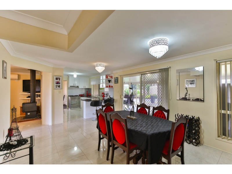 25 Alfred Street, Cambooya QLD 4358