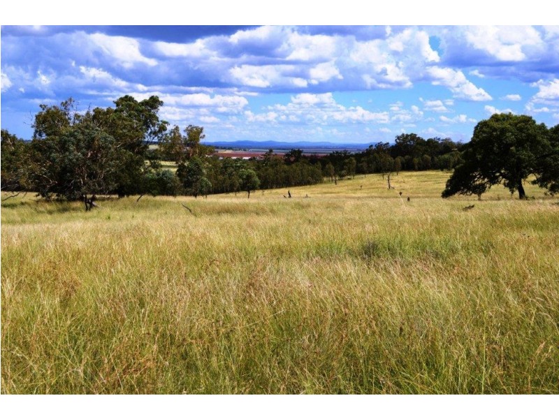 309 Avondale Road, Pittsworth QLD 4356