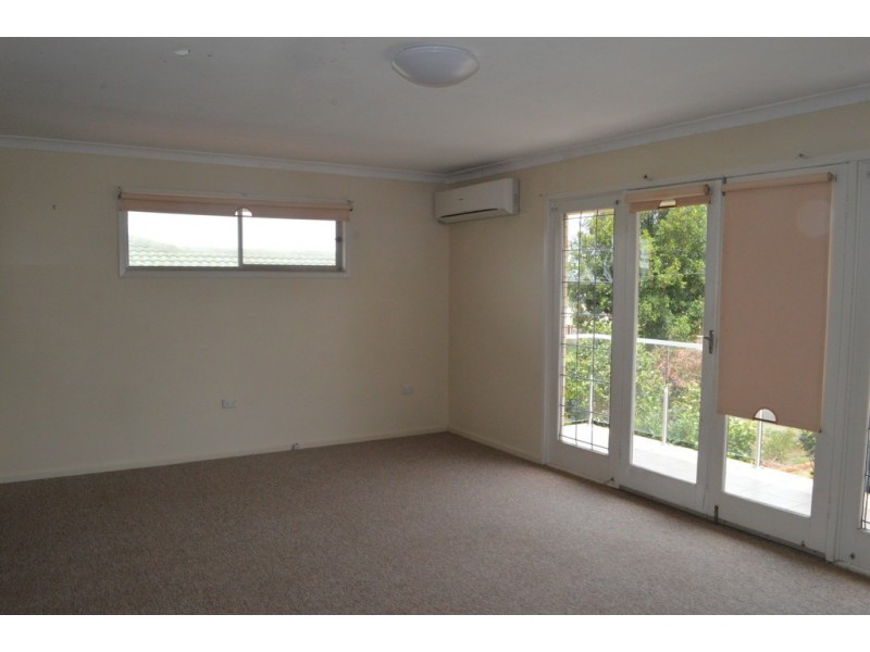 15 Nuss Street, Wilsonton QLD 4350