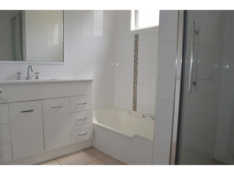 15 Nuss Street, Wilsonton QLD 4350