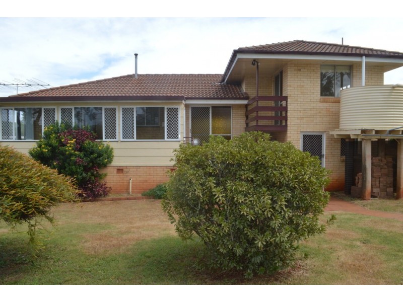 15 Nuss Street, Wilsonton QLD 4350