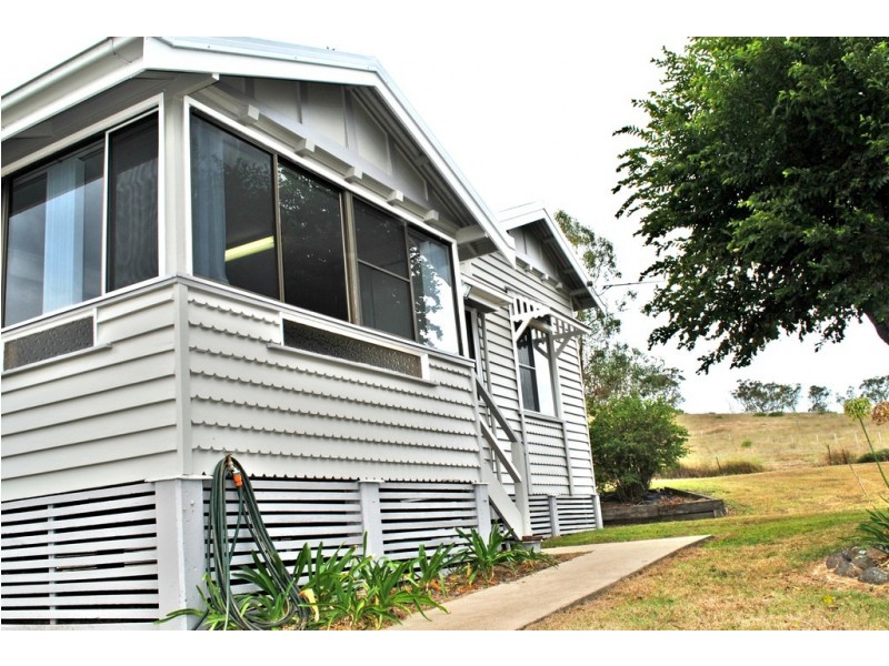 135 Ganzers Road, Gowrie Junction QLD 4352