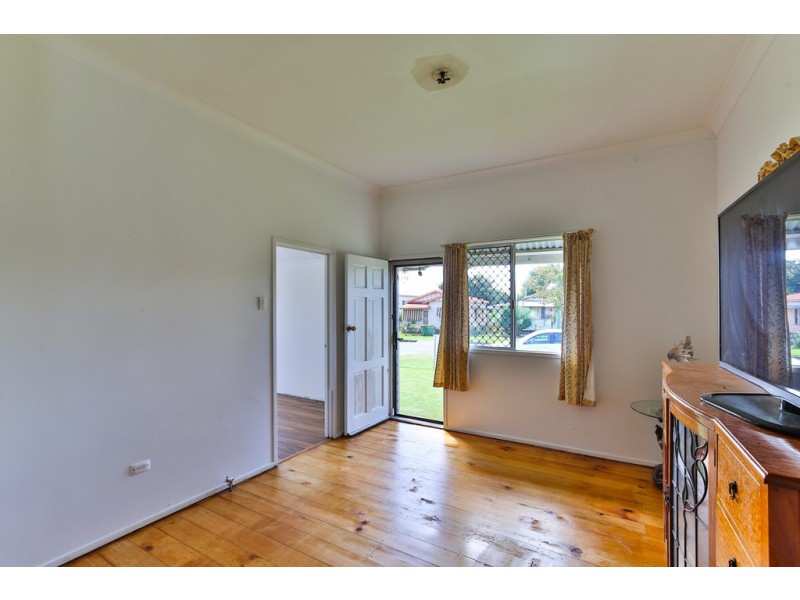 7 Waratah Street, Newtown QLD 4350