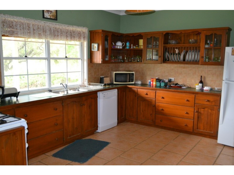 561 Lefthand Branch Road, Lefthand Branch QLD 4343